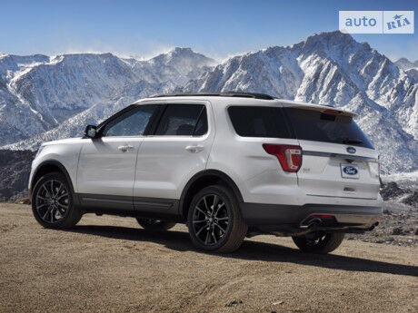 Ford Explorer 2012 года