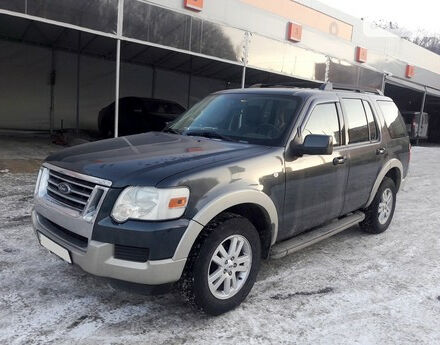 Ford Explorer 2009 года