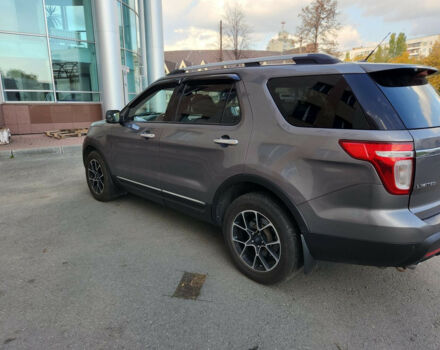 Ford Explorer 2012 року - Фото 3 автомобіля