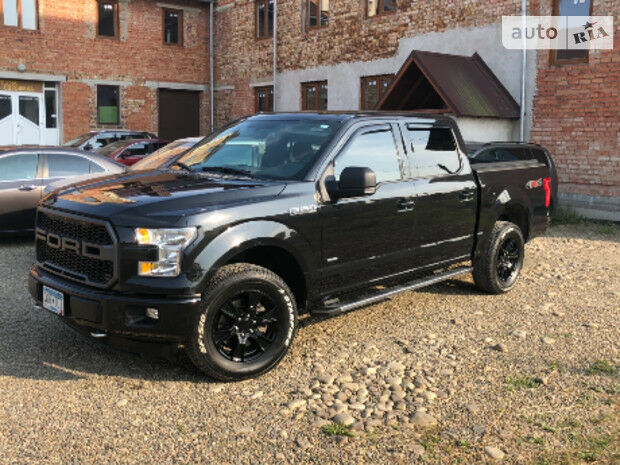 Ford F-150 2015 року