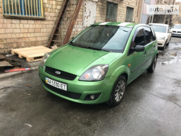 Ford Fiesta 2007 года