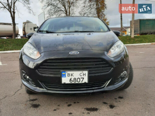 Ford Fiesta 2015 года