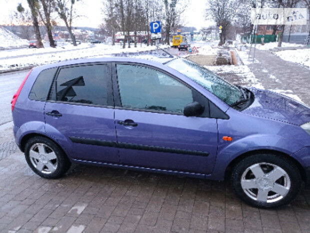 Ford Fiesta 2008 года