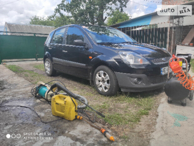 Ford Fiesta 2007 года