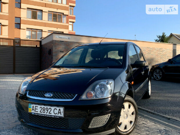 Ford Fiesta 2007 года