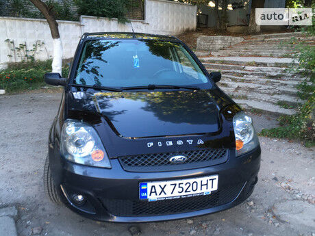 Ford Fiesta 2006 года