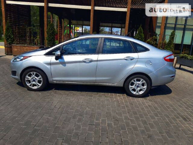 Ford Fiesta 2015 года