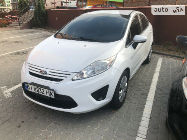 Ford Fiesta 2013 року