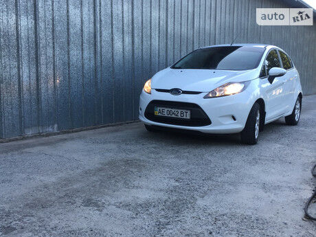 Ford Fiesta 2011 року