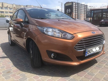 Ford Fiesta 2015 года