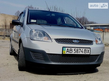 Ford Fiesta 2006 року