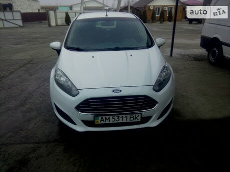 Ford Fiesta 2013 года