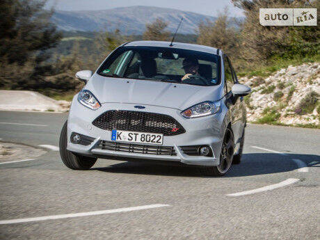 Ford Fiesta 2013 року