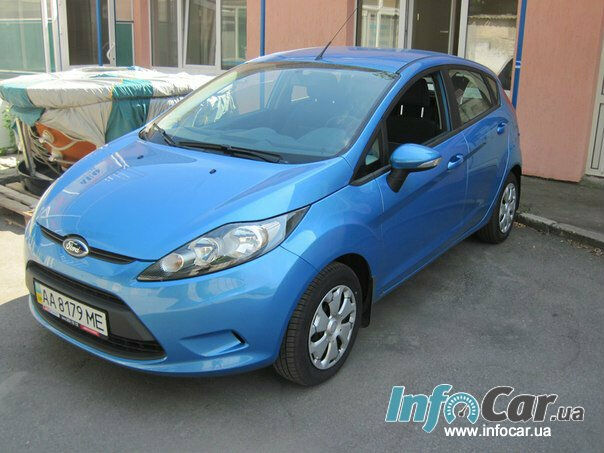 Ford Fiesta 2012 года