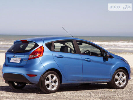 Форд Фиеста 2007 года Ford Fiesta 2007 года