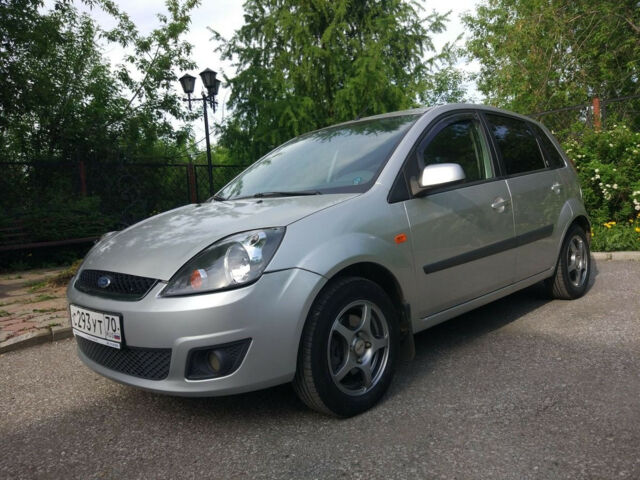 Форд Фиеста 2007 года Ford Fiesta 2007 года