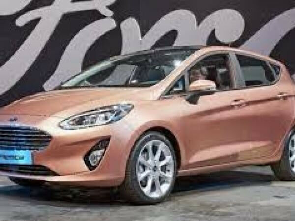 Форд Фиеста 2015 года Ford Fiesta 2015 года