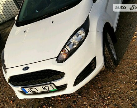 Ford Fiesta 2016 года