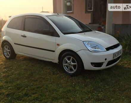 Ford Fiesta 2004 года