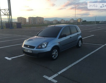 Ford Fiesta 2005 года