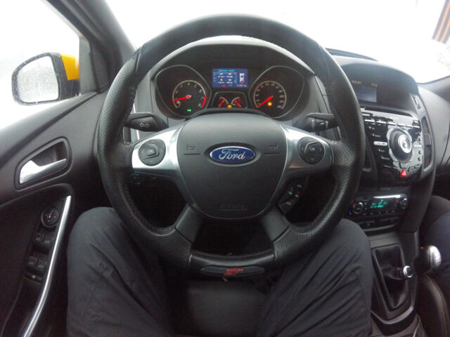 Ford Focus 2012 года