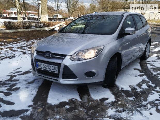 Ford Focus 2011 року