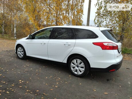 Ford Focus 2012 года