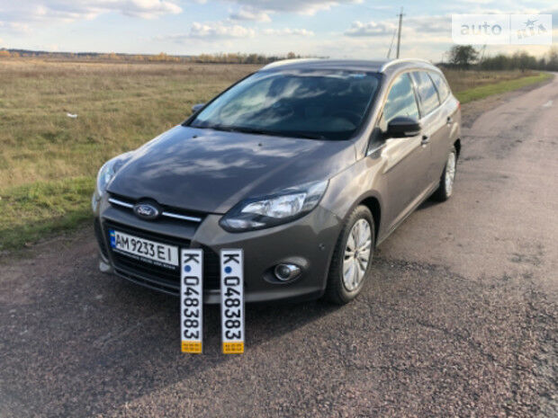 Ford Focus 2012 года