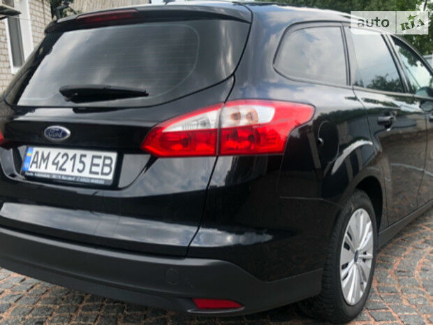 Ford Focus 2012 года