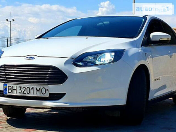 Ford Focus 2013 року