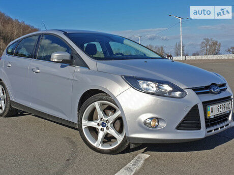 Ford Focus 2013 року