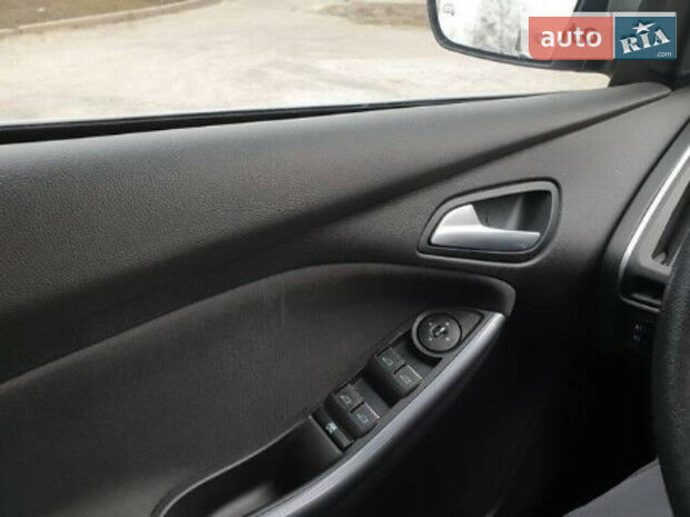 Ford Focus 2013 года