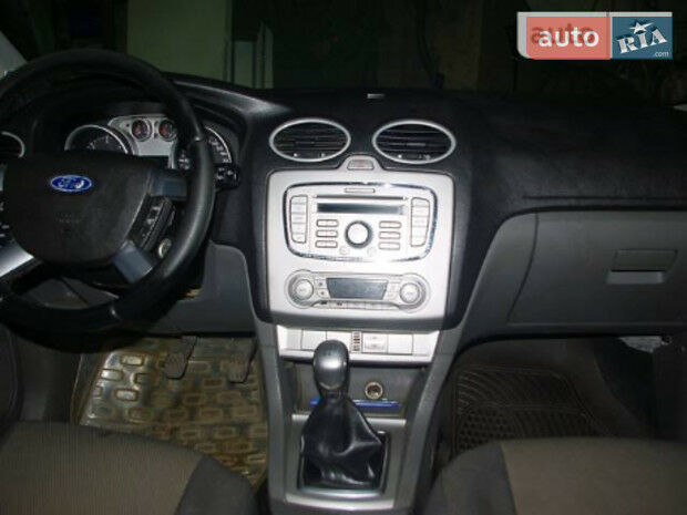 Ford Focus 2008 года