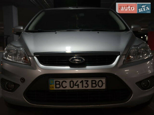 Ford Focus 2010 року