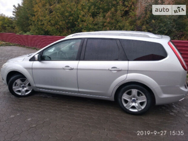 Ford Focus 2009 року