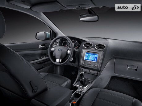 Ford Focus 2012 года