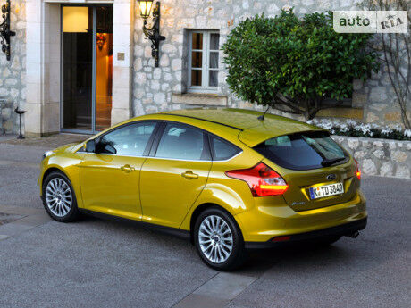 Ford Focus 2012 года