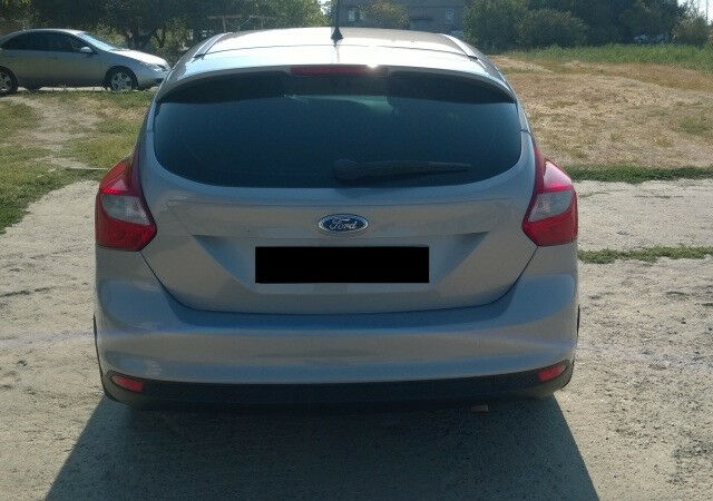 Ford Focus 2012 года
