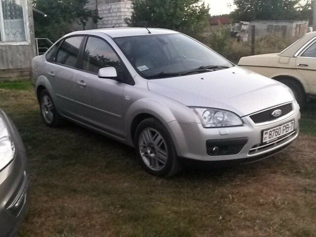 Форд Фокус 2005 року Ford Focus 2005 року