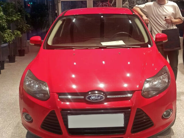Ford Focus 2012 года