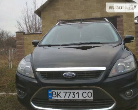 Ford Focus 2010 года