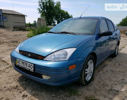 Ford Focus 2001 року