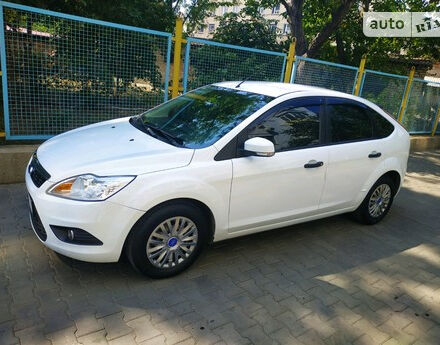 Ford Focus 2010 года