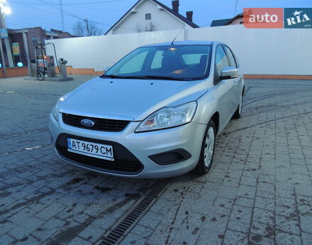Ford Focus 2010 года