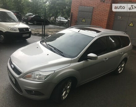 Ford Focus 2010 року