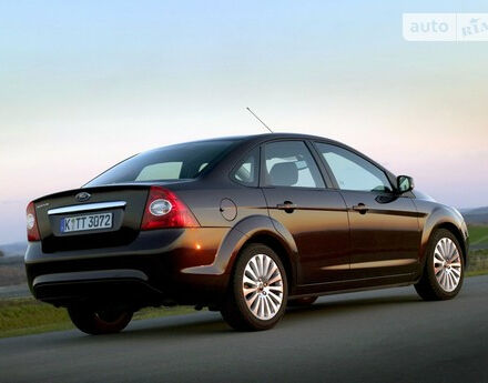 Ford Focus 2011 года