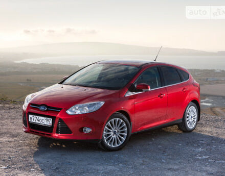 Ford Focus 2010 года