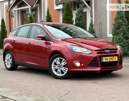 Ford Focus 2011 року