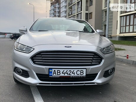 Ford Fusion 2013 года