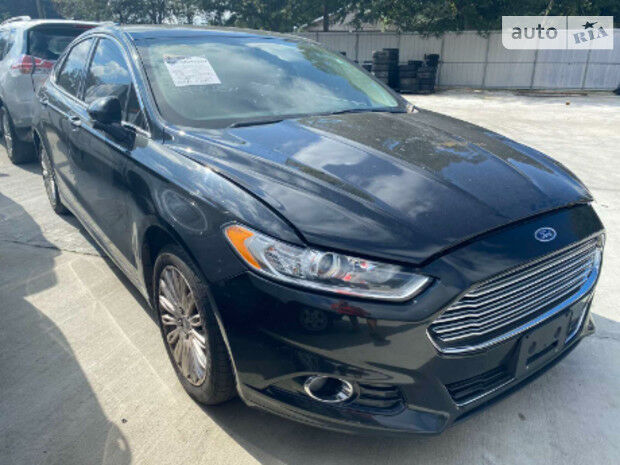 Ford Fusion 2014 года
